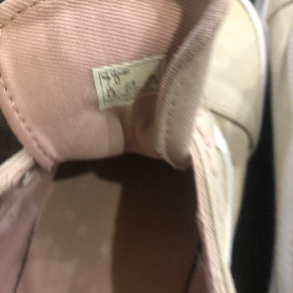 Vans - Picture 7 of 8